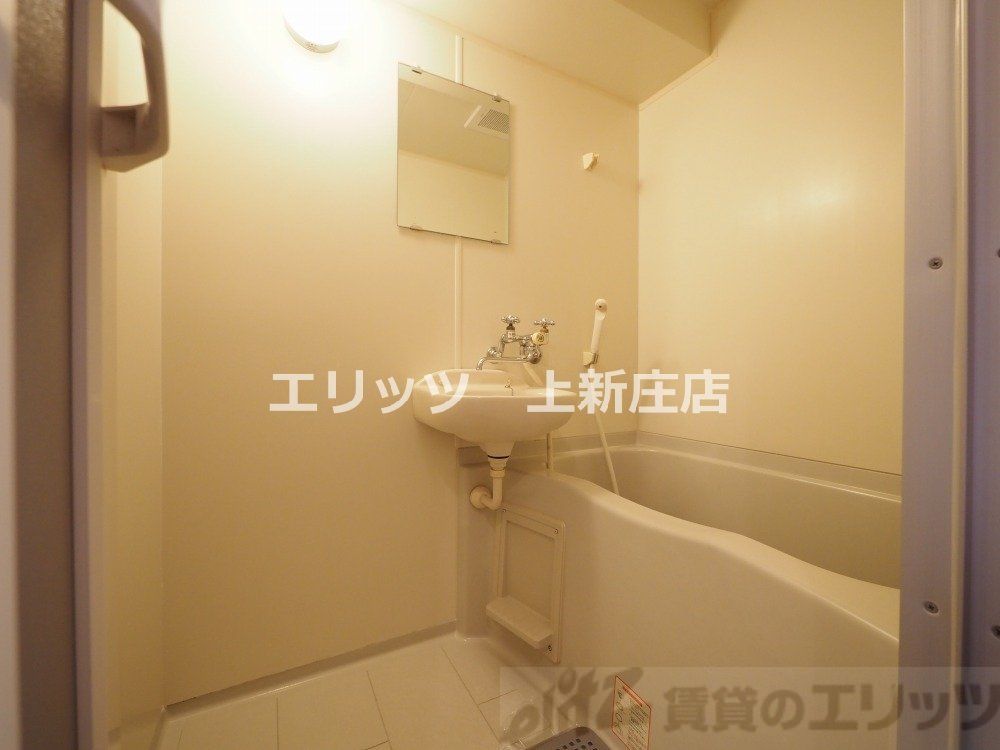 バス・シャワールーム　バス