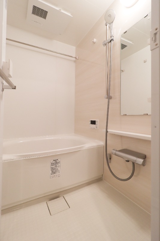 バス・シャワールーム　図面と現状に相違がある場合には現状を優先