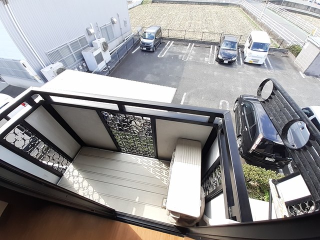 バルコニー　バルコニー