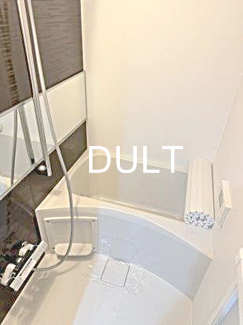 バス・シャワールーム　バスルームです。