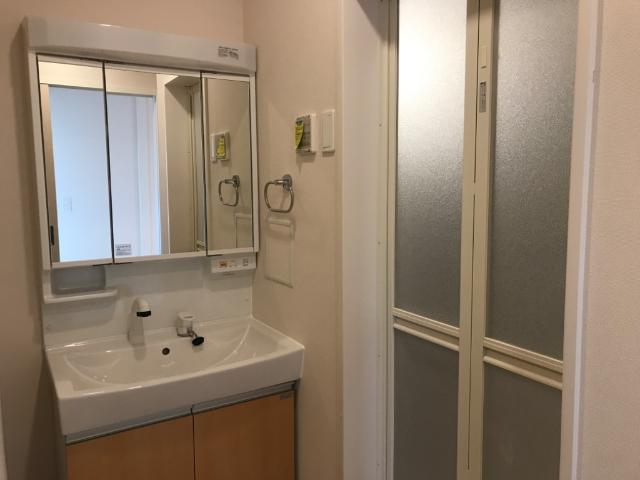 洗面設備　洗髪洗面化粧台