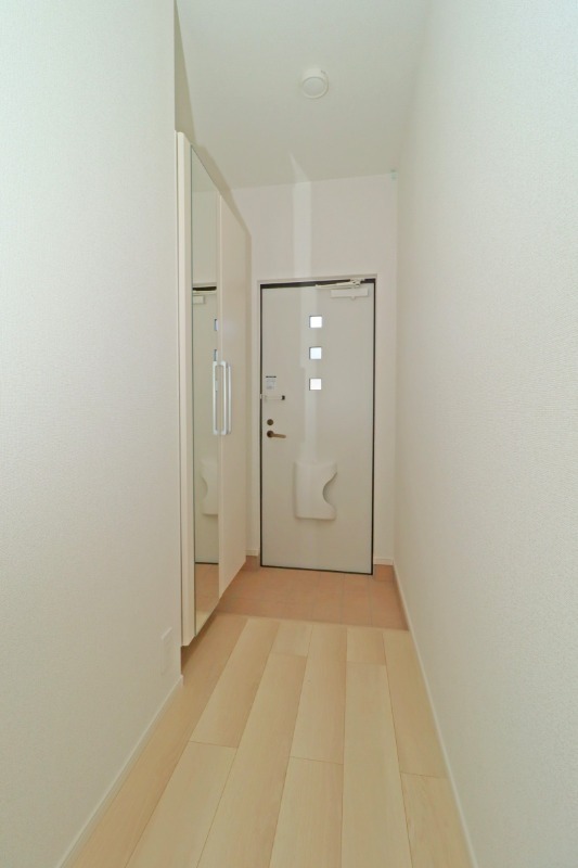 玄関　図面と現状に相違がある場合には現状を優先