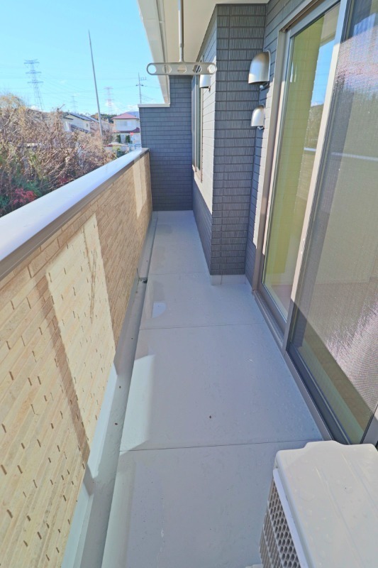 バルコニー　図面と現状に相違がある場合には現状を優先