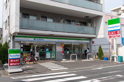 コンビニ　ファミリーマート（コンビニ）まで683m