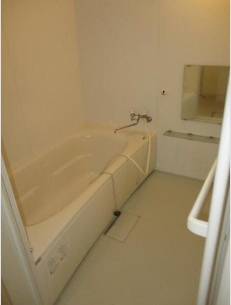 バス・シャワールーム　広々とした一坪バス！