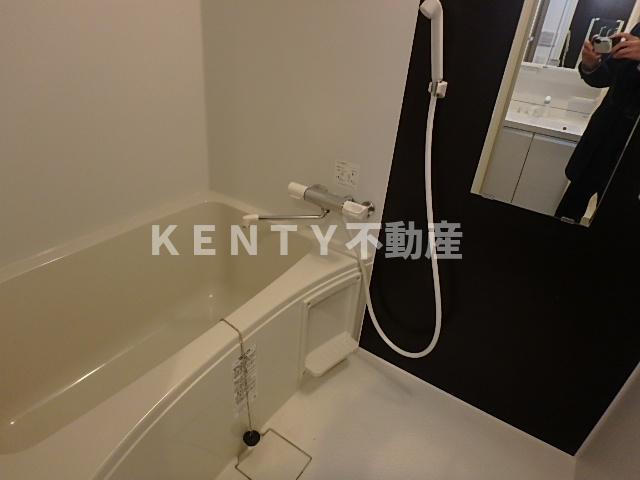 バス・シャワールーム　日々の疲れを癒すお風呂付です