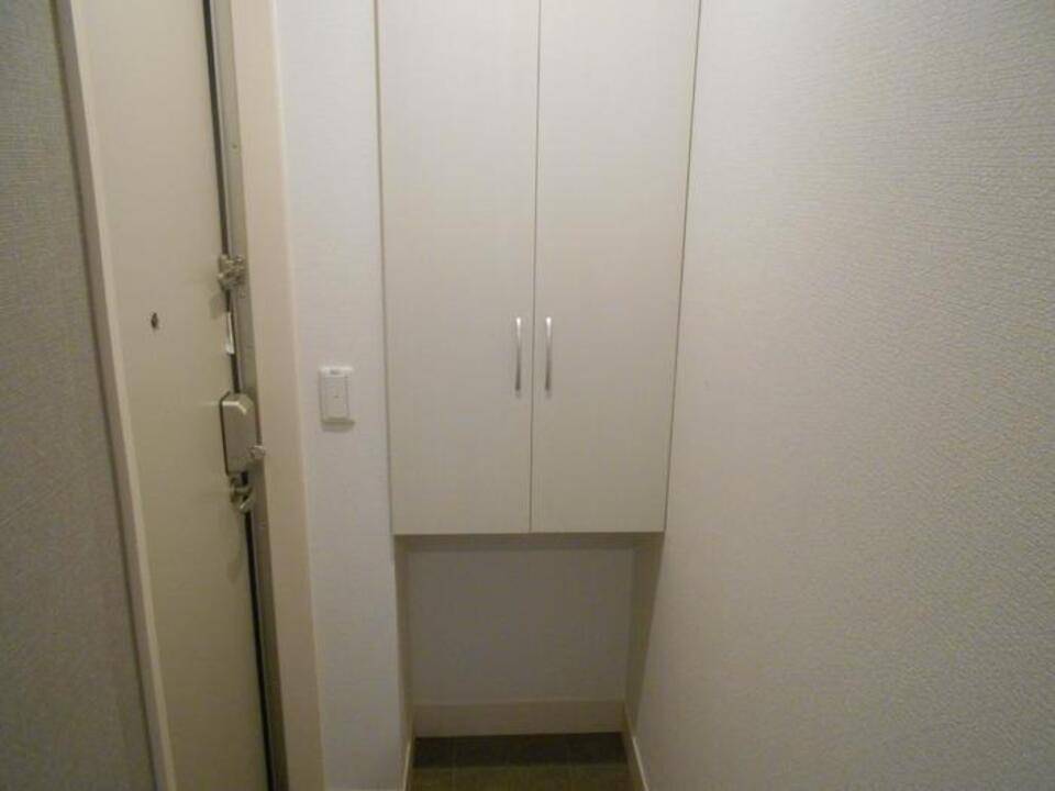 玄関　下駄箱