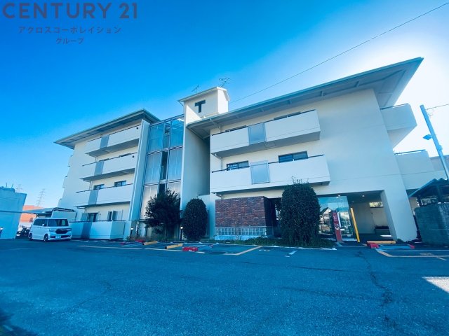 建物外観　オートロック完備で安心のセキュリティ♪