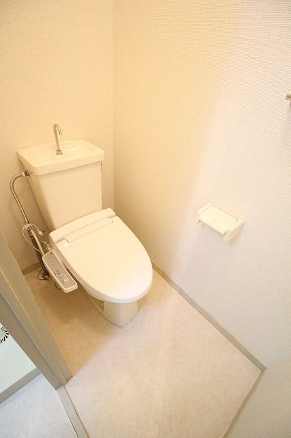 トイレ　※同建物別号室参考写真です