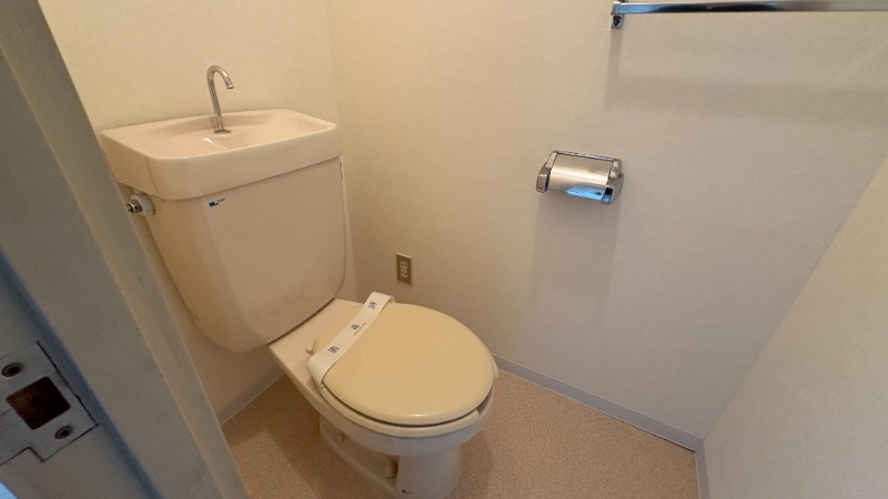 トイレ　トイレ