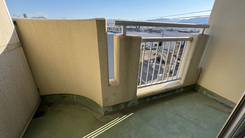 バルコニー　バルコニー