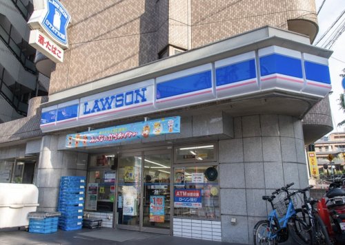 コンビニ　ローソン 北新宿一丁目店（コンビニ）まで387m