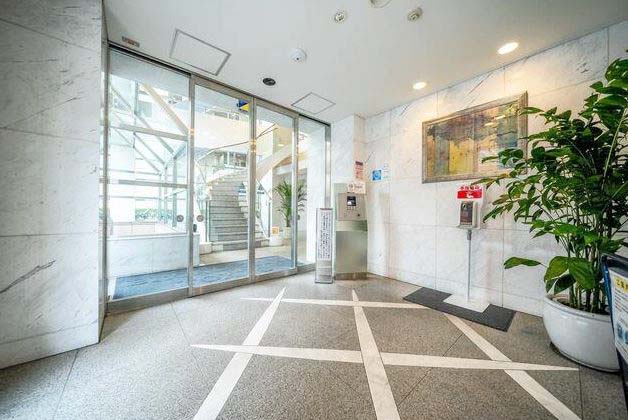 エントランス　★オートロック完備でセキュリティ面◎★