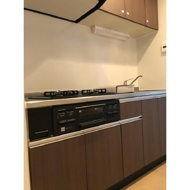 キッチン　写真は同タイプ住居です