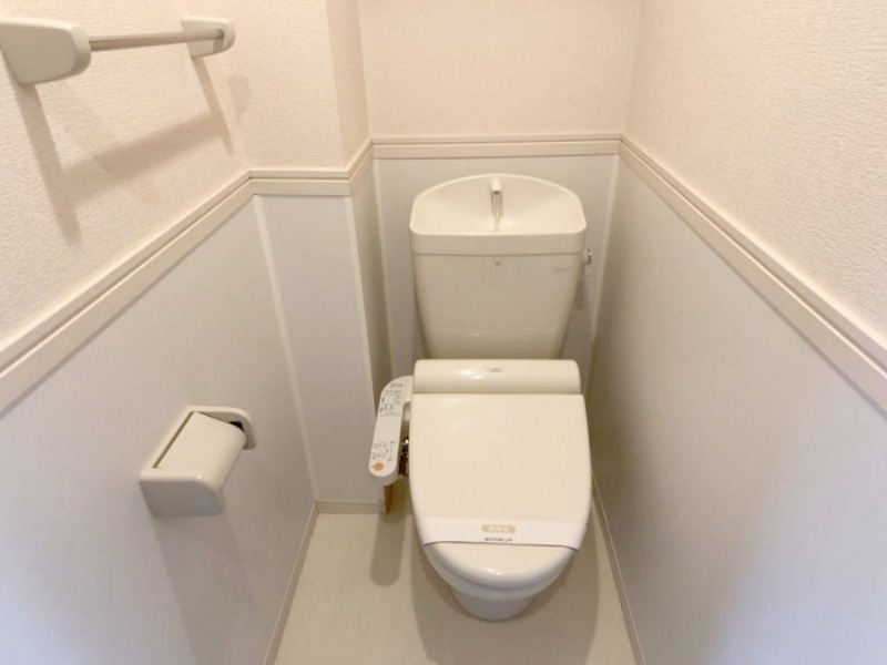 トイレ　図面と現状に相違がある場合には現状を優先