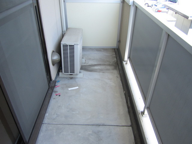 バルコニー　バルコニー