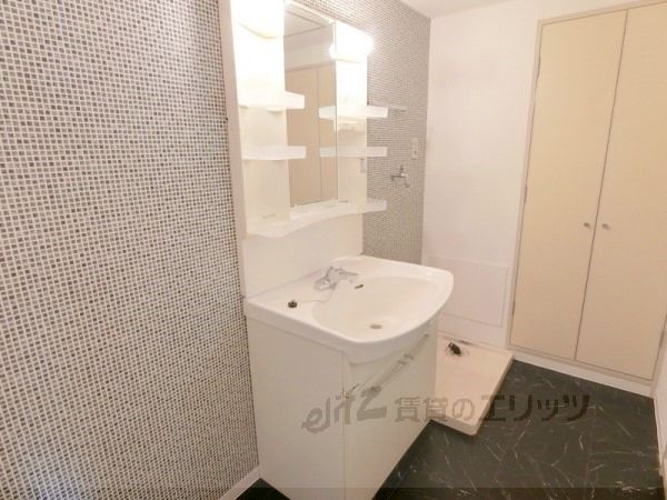 洗面設備　洗面所