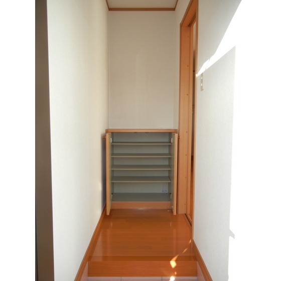 玄関　ゆったりとした玄関です