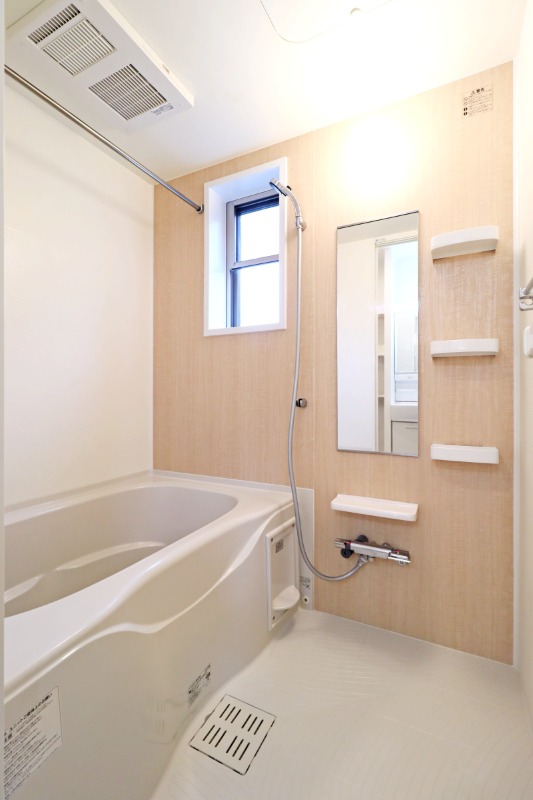 バス・シャワールーム　図面と現状に相違がある場合には現状を優先