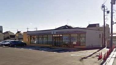 コンビニ　セブンイレブン三芳藤久保西店（コンビニ）まで500m