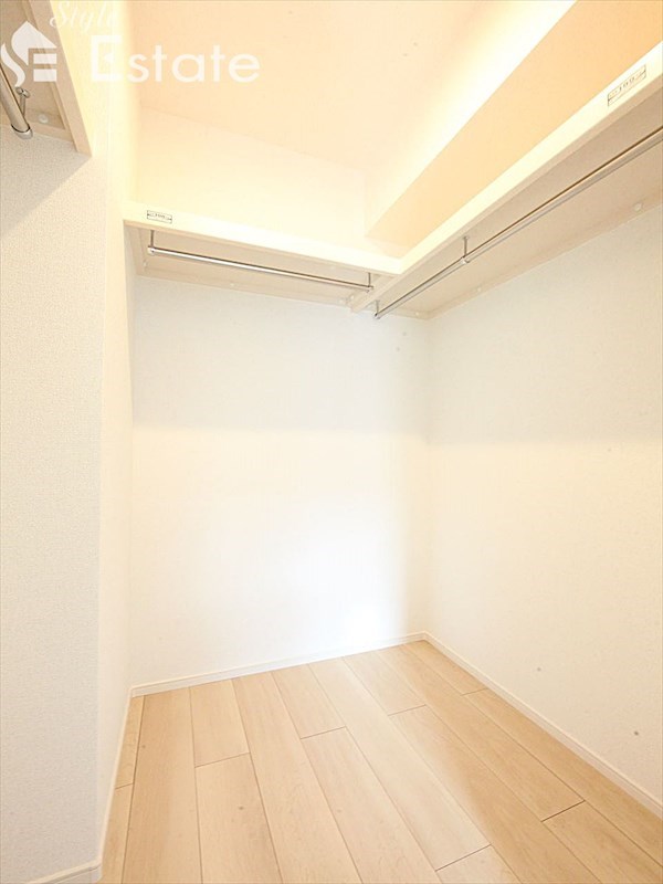 収納　クローゼット