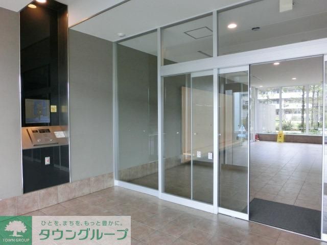 エントランス　オートロック付き