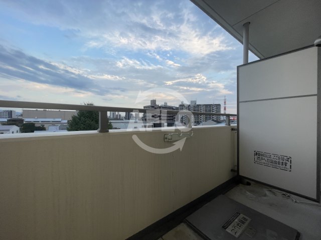 バルコニー　CITY SPIRE上新庄　バルコニー