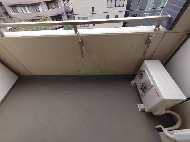 バルコニー　※参考写真です。同じ間取りの別部屋になります。