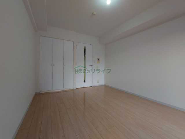 居室・リビング　※参考写真です。同じ間取りの別部屋になります。