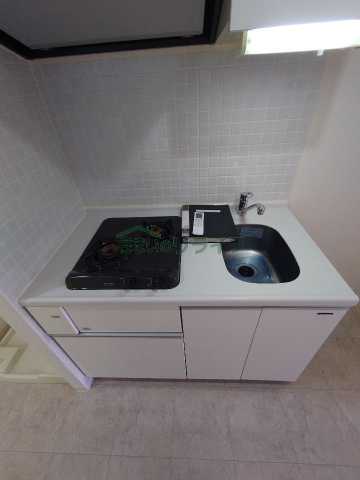 キッチン　※参考写真です。同じ間取りの別部屋になります。