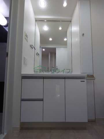 洗面設備　※参考写真です。同じ間取りの別部屋になります。