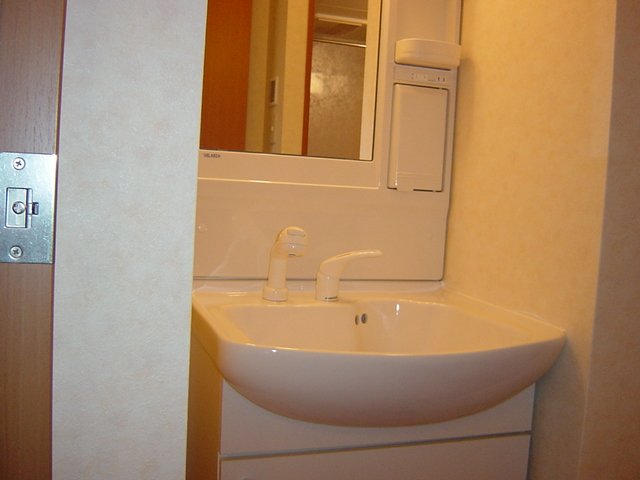 洗面設備　洗髪洗面化粧台