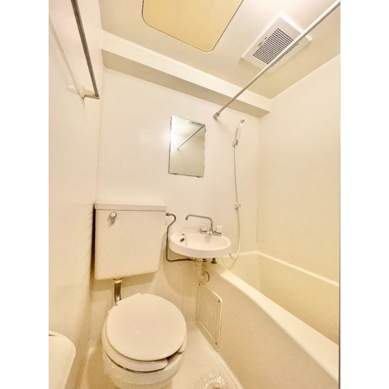 バス・シャワールーム　ユニットバス♪