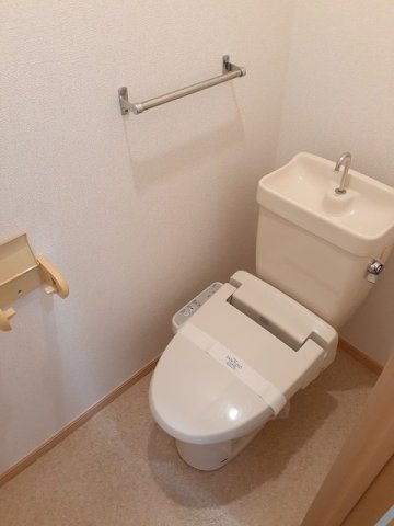 トイレ　トイレもきれいです