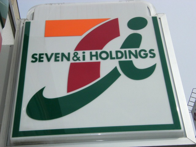 コンビニ　セブンイレブン岡山奥田店（コンビニ）まで369m