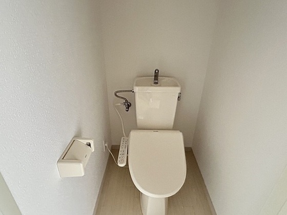 トイレ　※別号室のお写真です。