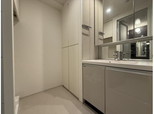 洗面設備　※反転タイプ