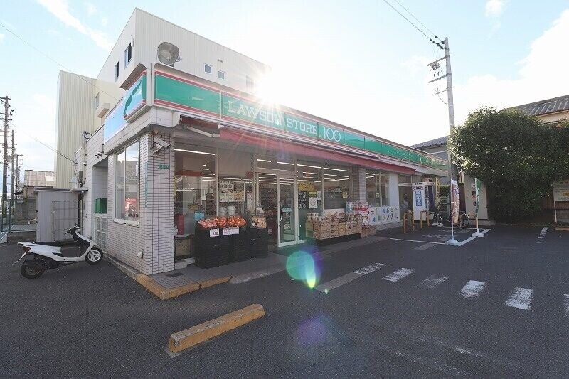 コンビニ　ローソンストア100平野加美北三丁目店（コンビニ）まで169m