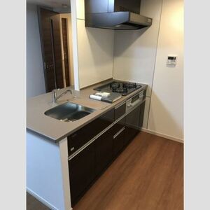 キッチン　※別部屋参考写真