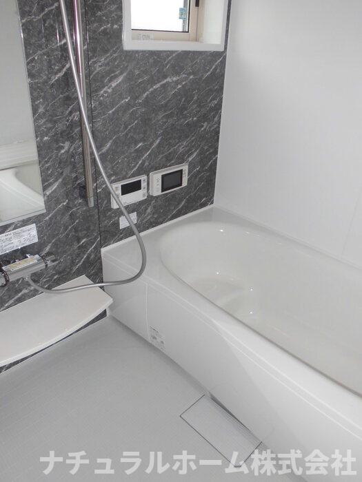 バス・シャワールーム　一坪風呂