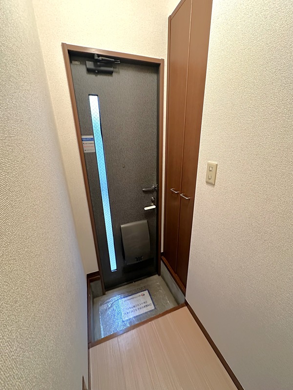 玄関　※別室参考写真