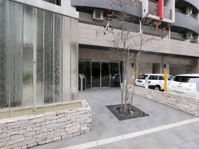 エントランス　毎日通るエントランスはこのようになっています