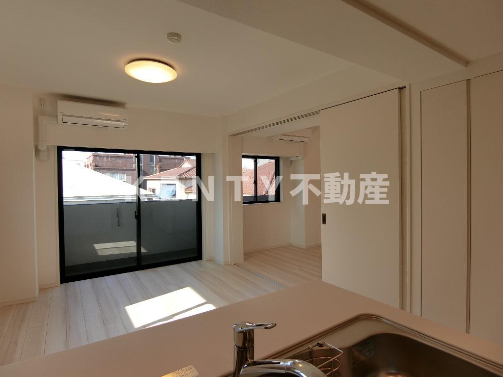 居室・リビング　居間です