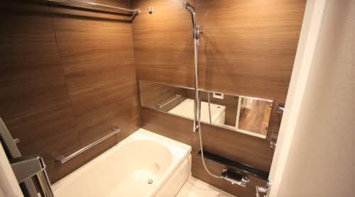 バス・シャワールーム　浴室