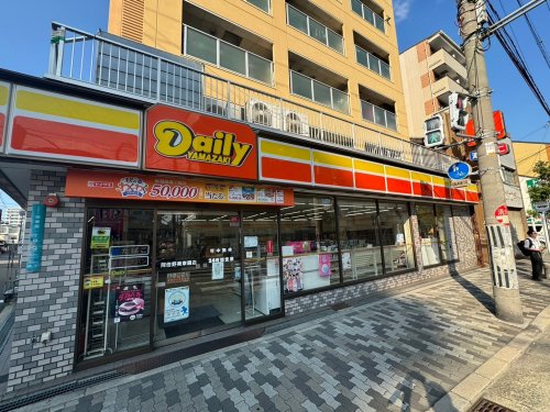 コンビニ　デイリーヤマザキ 阿倍野美章園店（コンビニ）まで382m