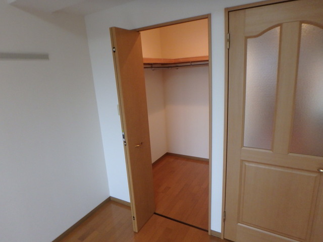 収納　ウォークインクローゼット