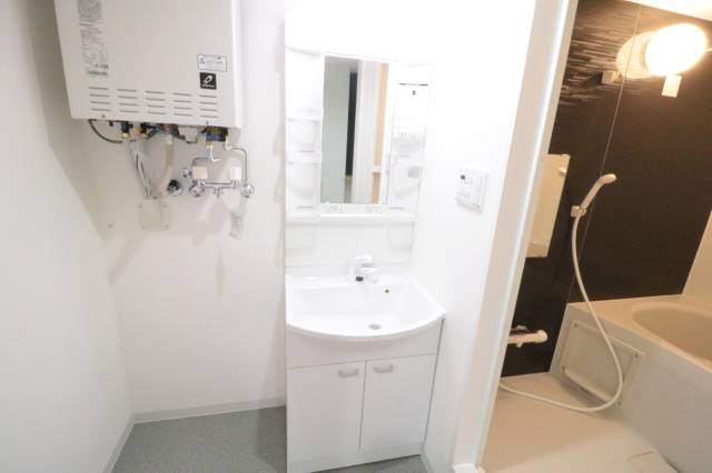 洗面設備　シャンドレで朝の準備バッチリ！