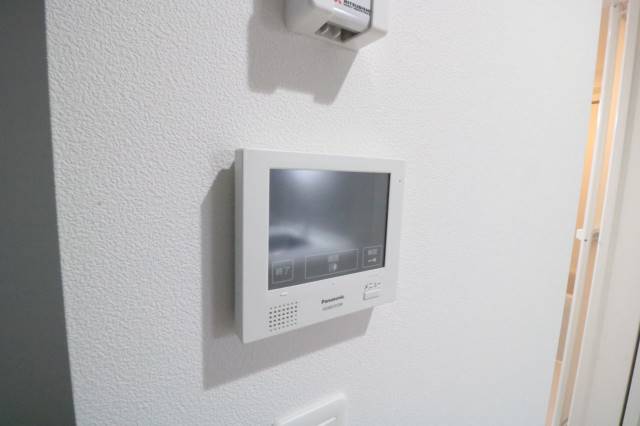 セキュリティ　モニター付きインターホンで安心♪