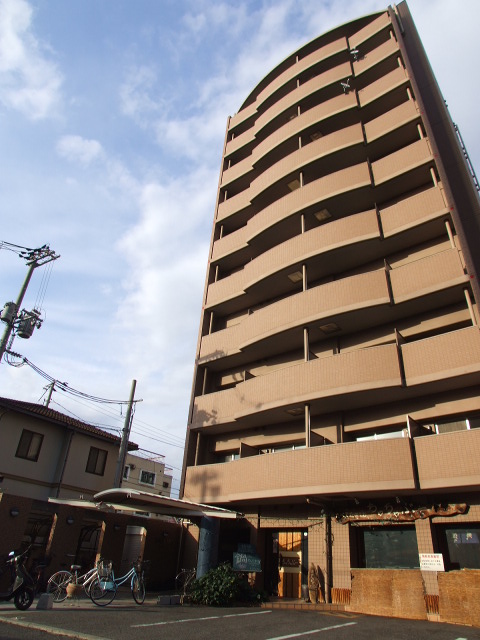 建物外観　外観だけでは計り知れない魅力たっぷりのマンションです