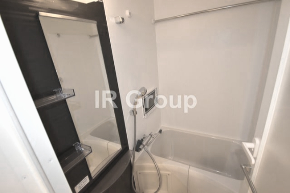 バス・シャワールーム　バスルーム